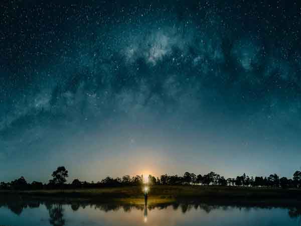 Was ist los am Sternenhimmel? Was bringen Mond und Planeten?